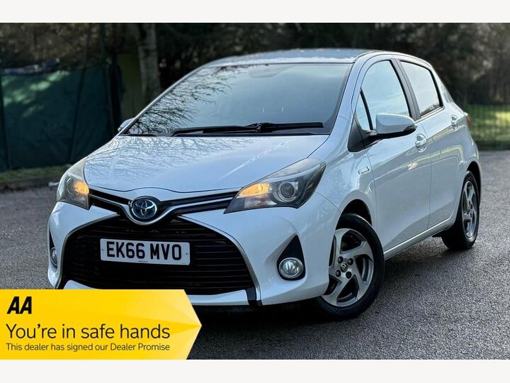 Toyota Yaris 1.5 VVT-h Icon E-CVT Euro 6 5dr