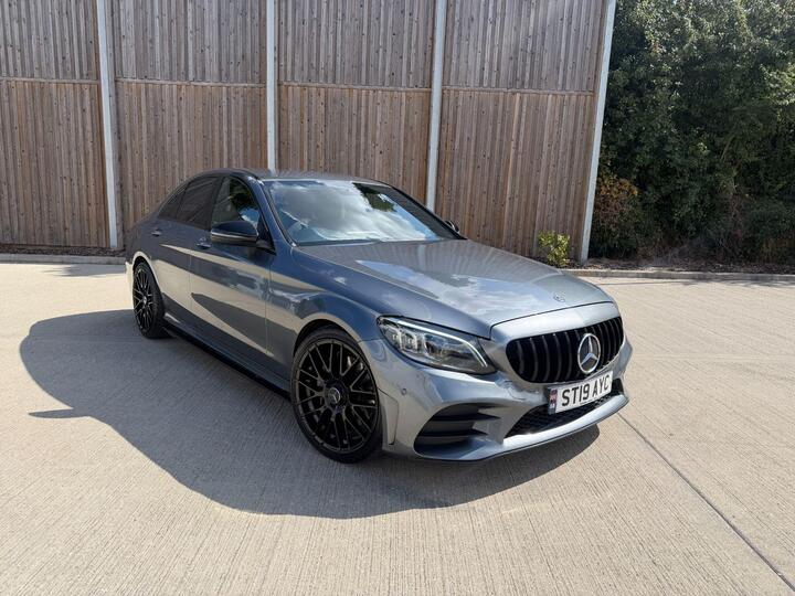 Mercedes-Benz C Class 2.0 C300 AMG Line (Premium) G-Tronic+ Euro 6 (s/s) 4dr