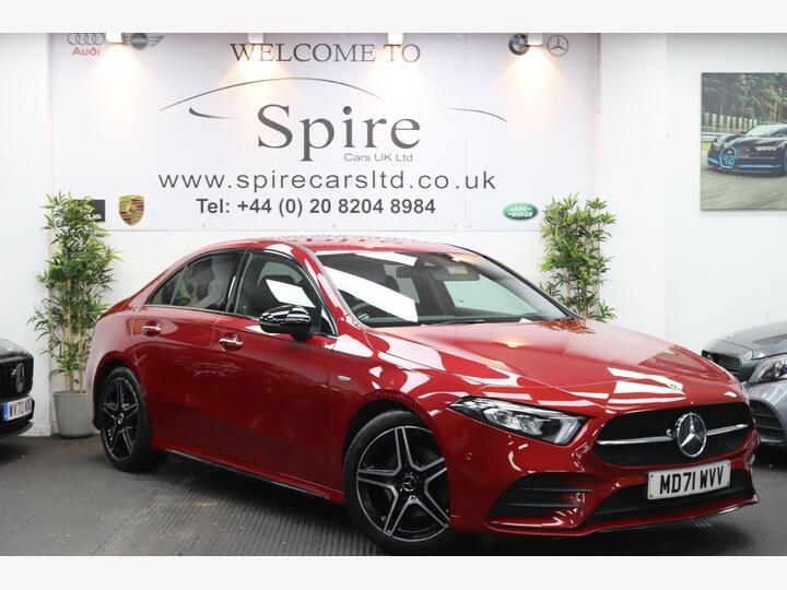 Mercedes-Benz A Class 1.3 A180 AMG Line Edition (Premium) 7G-DCT Euro 6 (s/s) 4dr