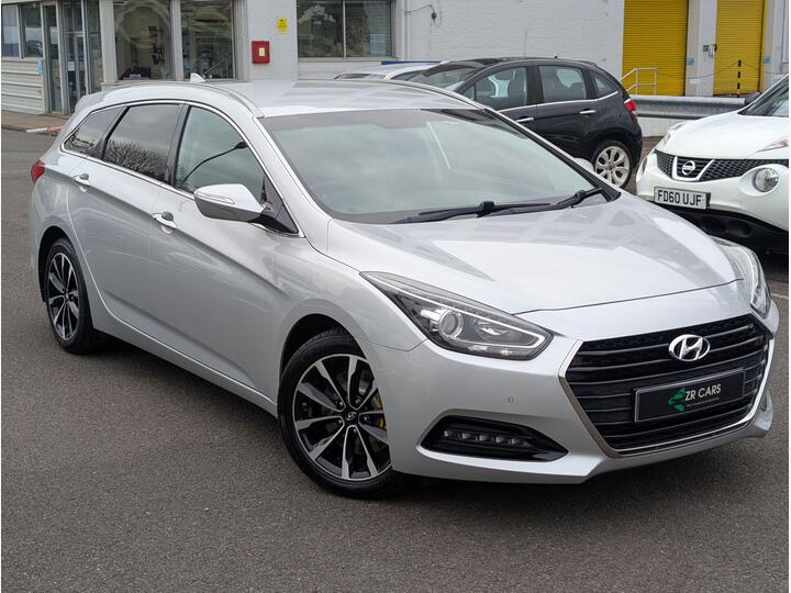 Hyundai I40 1.7 CRDi Blue Drive SE Nav Business Tourer DCT Euro 6 (s/s) 5dr Hyundai I40 1.7 CRDi Blue Drive SE Nav Business Tourer DCT Euro 6 (s/s) 5dr