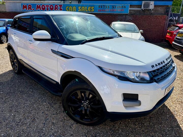 Land Rover Range Rover Evoque 2.2 SD4 Pure 4WD Euro 5 (s/s) 5dr Land Rover Range Rover Evoque 2.2 SD4 Pure 4WD Euro 5 (s/s) 5dr