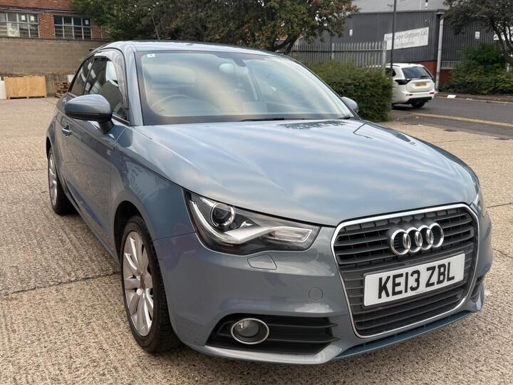 Audi A1 1.4 TFSI Sport S Tronic Euro 5 (s/s) 3dr