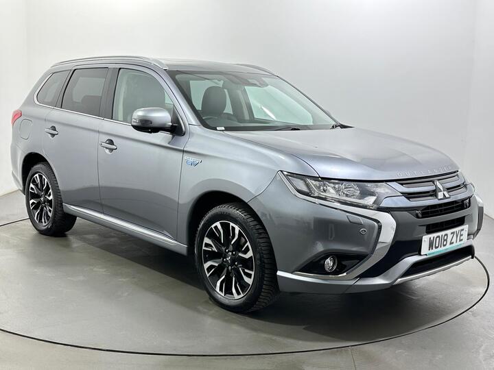 Mitsubishi Outlander 2.0h 12kWh 5hs CVT 4WD Euro 6 (s/s) 5dr Mitsubishi Outlander 2.0h 12kWh 5hs CVT 4WD Euro 6 (s/s) 5dr