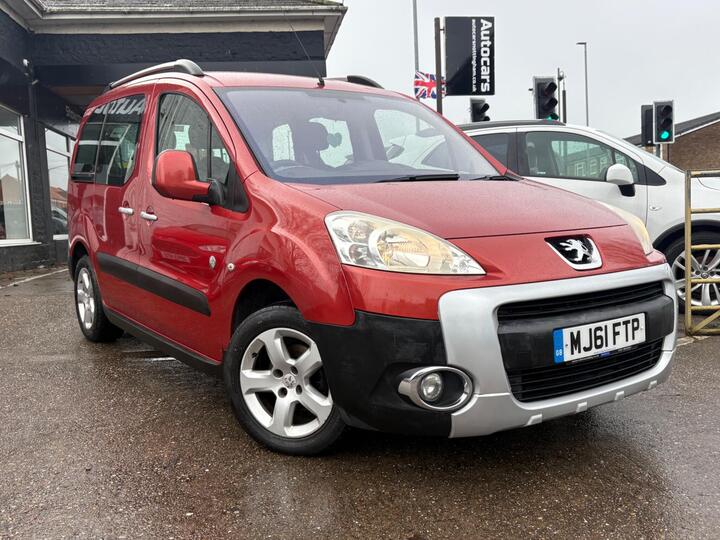 Peugeot Partner Tepee 1.6 HDi 8v Tepee Outdoor 5dr Peugeot Partner Tepee 1.6 HDi 8v Tepee Outdoor 5dr