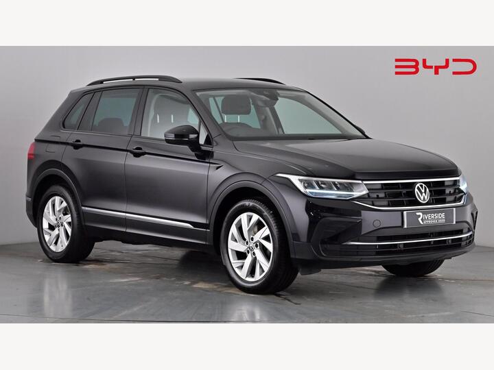 Volkswagen Tiguan 1.5 TSI Life DSG Euro 6 (s/s) 5dr Volkswagen Tiguan 1.5 TSI Life DSG Euro 6 (s/s) 5dr