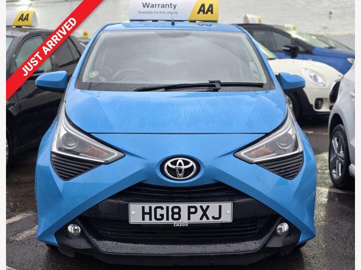 Toyota AYGO 1.0 VVT-i X-press X-shift Euro 6 5dr Toyota AYGO 1.0 VVT-i X-press X-shift Euro 6 5dr