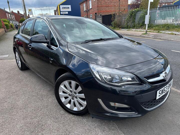 Vauxhall Astra 2.0 CDTi EcoFLEX Elite Euro 5 (s/s) 5dr