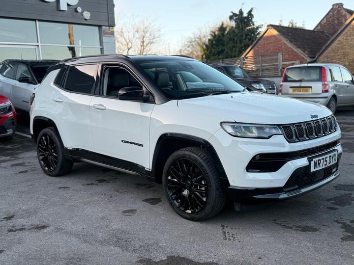 Jeep Compass 1.3 GSE T4 11.4kWh S Auto 4xe Euro 6 (s/s) 5dr Jeep Compass 1.3 GSE T4 11.4kWh S Auto 4xe Euro 6 (s/s) 5dr