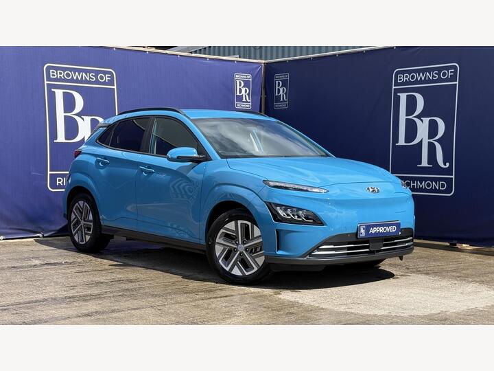 Hyundai KONA 64kWh Premium Auto 5dr (10.5kW Charger)