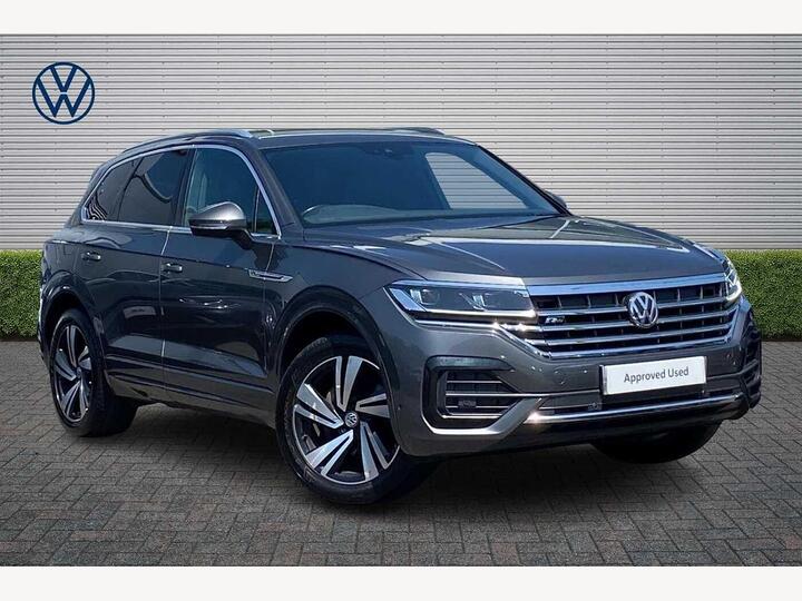 Volkswagen Touareg 3.0 TDI V6 R-Line Tech Tiptronic 4Motion Euro 6 (s/s) 5dr