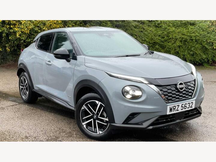 Nissan JUKE 1.6 N-Connecta Auto Euro 6 5dr