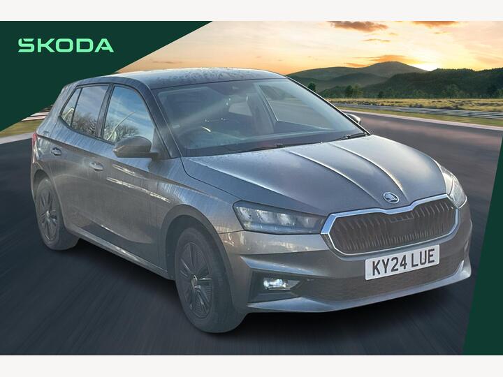 Skoda FABIA 1.0 MPI Colour Edition Euro 6 (s/s) 5dr Skoda FABIA 1.0 MPI Colour Edition Euro 6 (s/s) 5dr