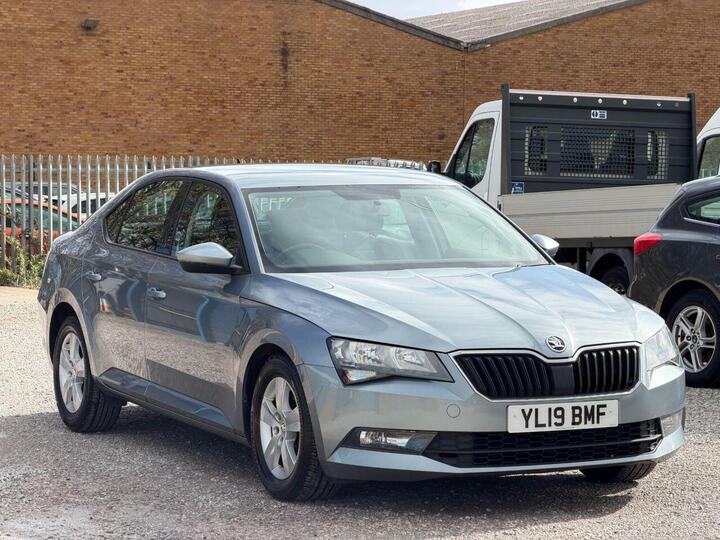 Skoda SUPERB 2.0 TDI S Euro 6 (s/s) 5dr