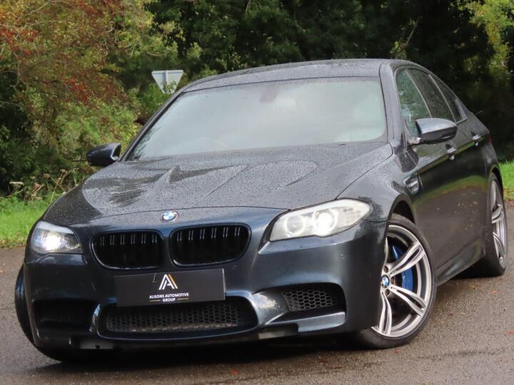 BMW M5 4.4 V8 DCT Euro 5 (s/s) 4dr