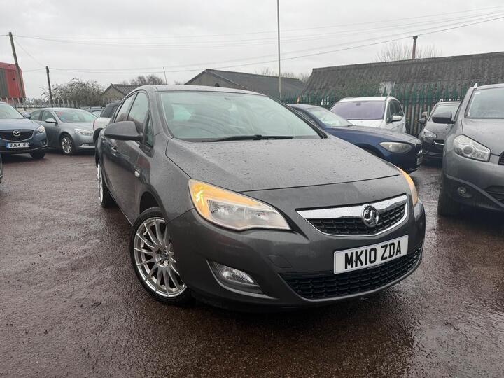 Vauxhall Astra 1.6 16v Exclusiv Euro 5 5dr Vauxhall Astra 1.6 16v Exclusiv Euro 5 5dr