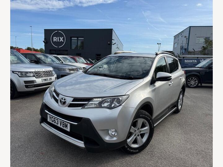 Toyota RAV4 2.0 D-4D Invincible 2WD Euro 5 (s/s) 5dr