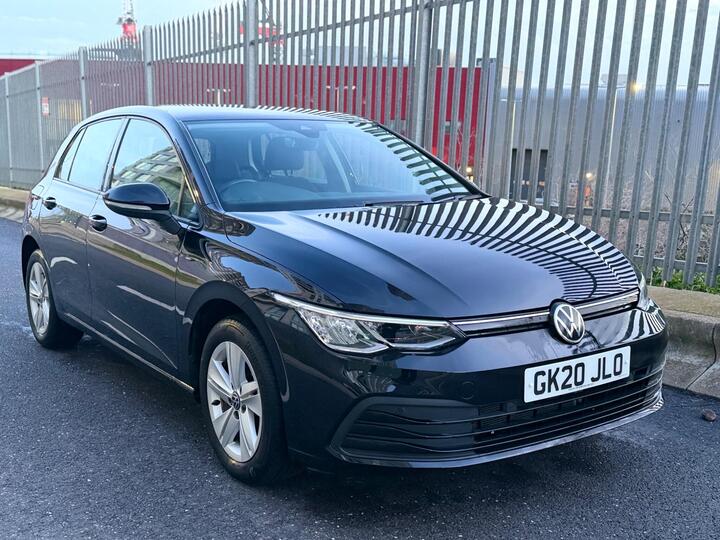 Volkswagen Golf 1.5 ETSI MHEV Life DSG Euro 6 (s/s) 5dr Volkswagen Golf 1.5 ETSI MHEV Life DSG Euro 6 (s/s) 5dr