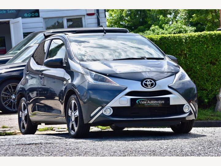 Toyota AYGO 1.0 VVT-i X-clusiv Euro 6 5dr