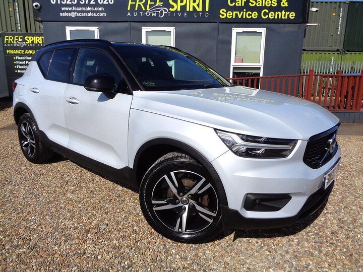 Volvo XC40 1.5 T3 R-Design Euro 6 (s/s) 5dr