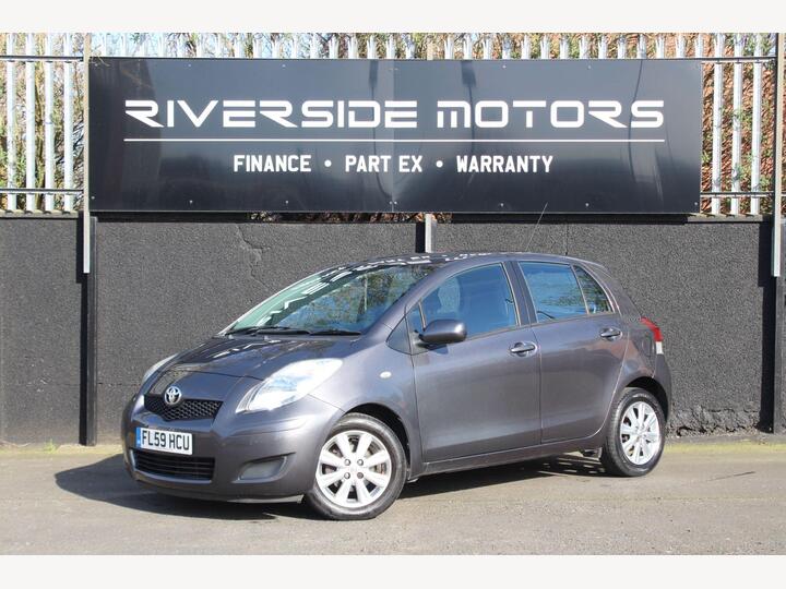 Toyota Yaris 1.33 Dual VVT-i TR Euro 4 (s/s) 5dr