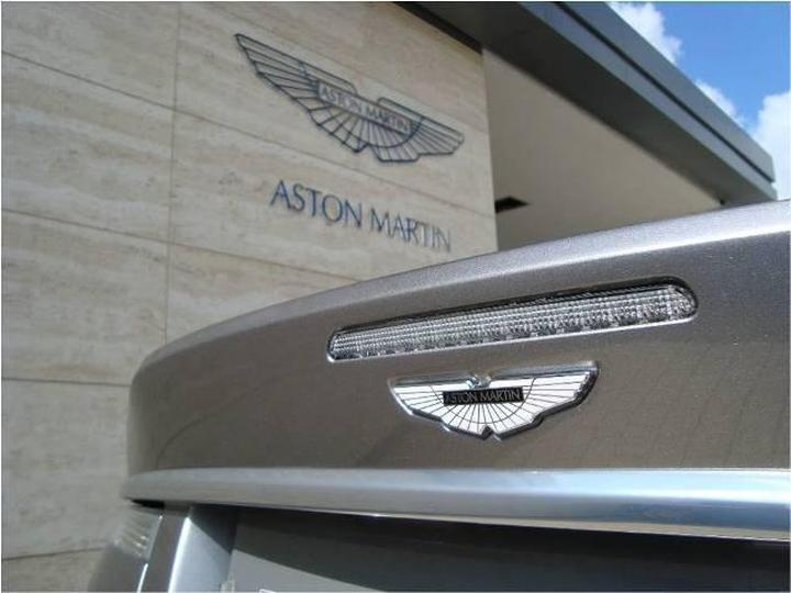 Aston Martin V8 VANTAGE 4.0 V8 Auto Euro 6 2dr