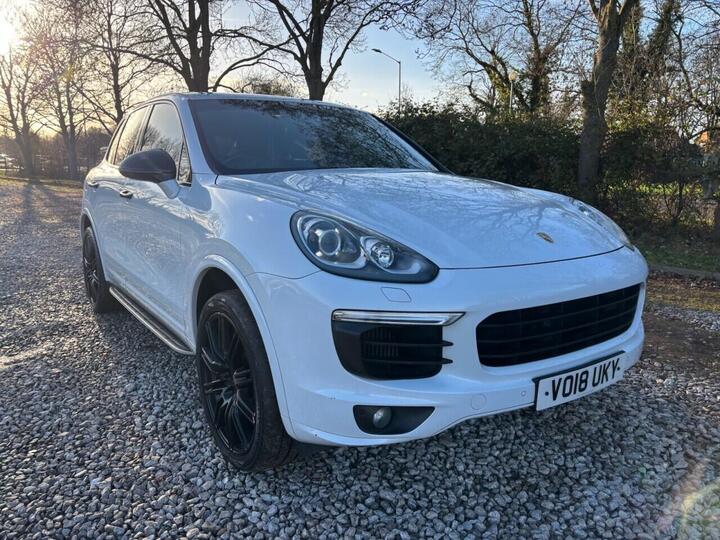 Porsche CAYENNE 3.0 TD V6 Platinum Edition TiptronicS 4WD Euro 6 (s/s) 5dr Porsche CAYENNE 3.0 TD V6 Platinum Edition TiptronicS 4WD Euro 6 (s/s) 5dr
