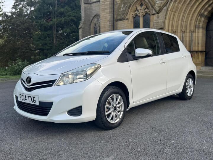 Toyota Yaris 1.33 Dual VVT-i Icon Multidrive S Euro 5 5dr