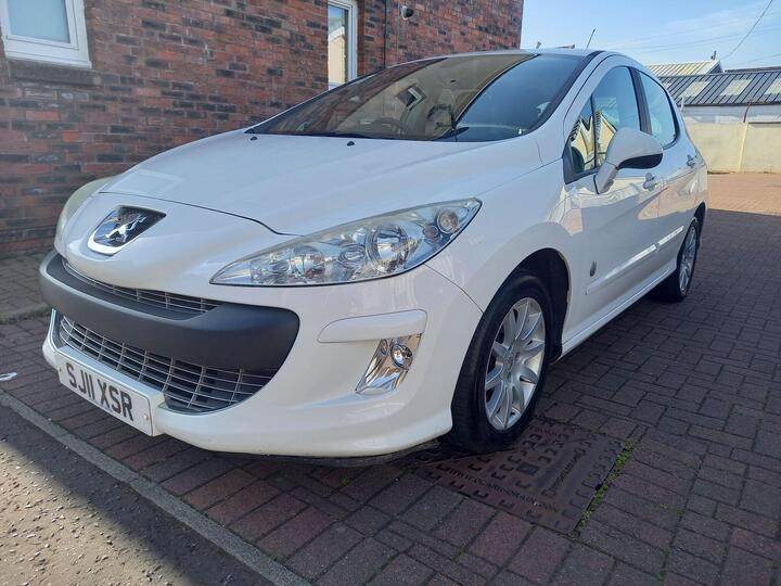 Peugeot 308 1.6 VTi Envy 5dr