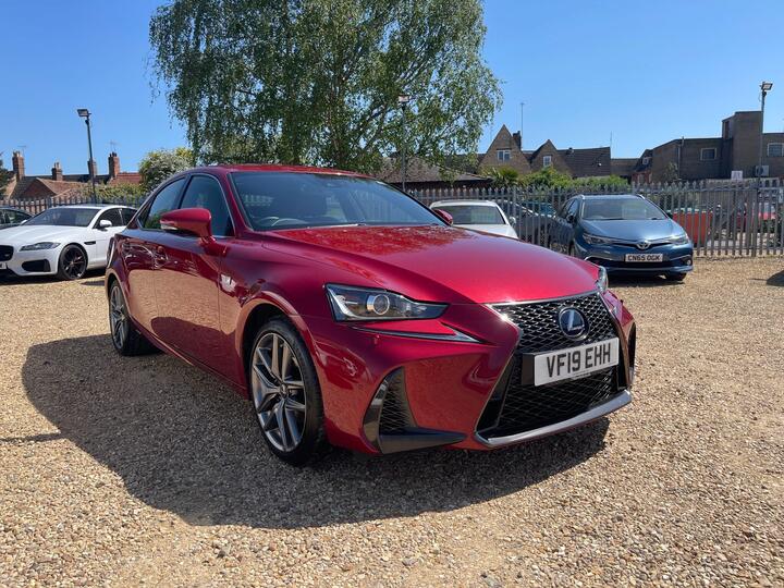 Lexus IS 2.5 300h F Sport E-CVT Euro 6 (s/s) 4dr