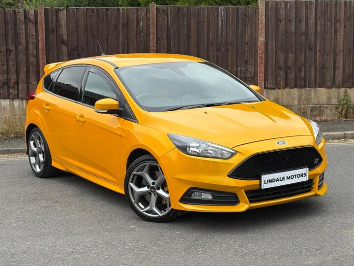 Ford Focus 2.0 TDCi ST-2 Euro 6 (s/s) 5dr