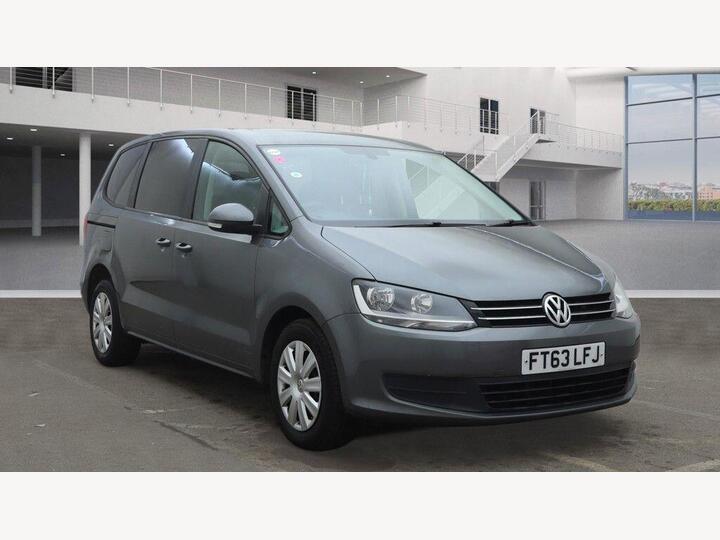 Volkswagen Sharan 2.0 TDI BlueMotion Tech S DSG Euro 5 (s/s) 5dr Volkswagen Sharan 2.0 TDI BlueMotion Tech S DSG Euro 5 (s/s) 5dr