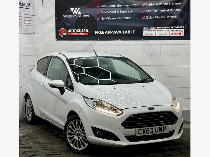 Ford Fiesta 1.0T EcoBoost Titanium Euro 5 (s/s) 3dr