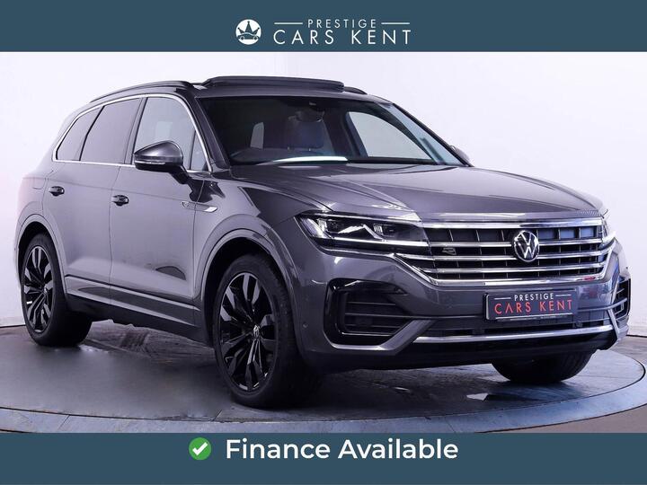 Volkswagen Touareg 3.0 TDI V6 R-Line Tech Plus Tiptronic 4Motion Euro 6 (s/s) 5dr