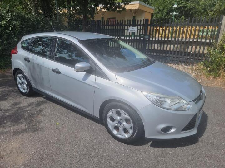 Ford Focus 1.6 Studio Euro 5 5dr