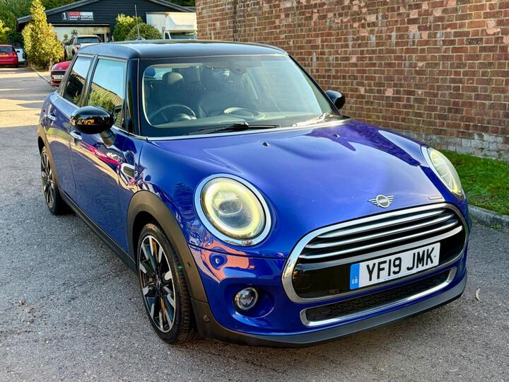 MINI Hatch 1.5 Cooper Exclusive Steptronic Euro 6 (s/s) 5dr