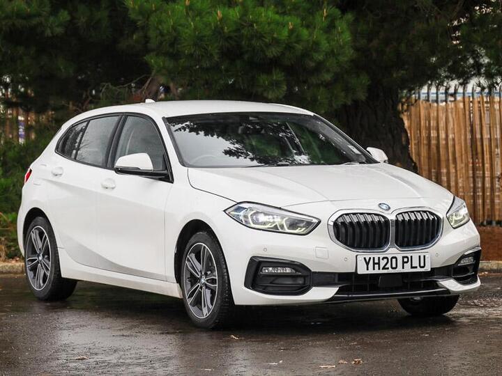 BMW 1 Series 1.5 118i Sport Euro 6 (s/s) 5dr BMW 1 Series 1.5 118i Sport Euro 6 (s/s) 5dr