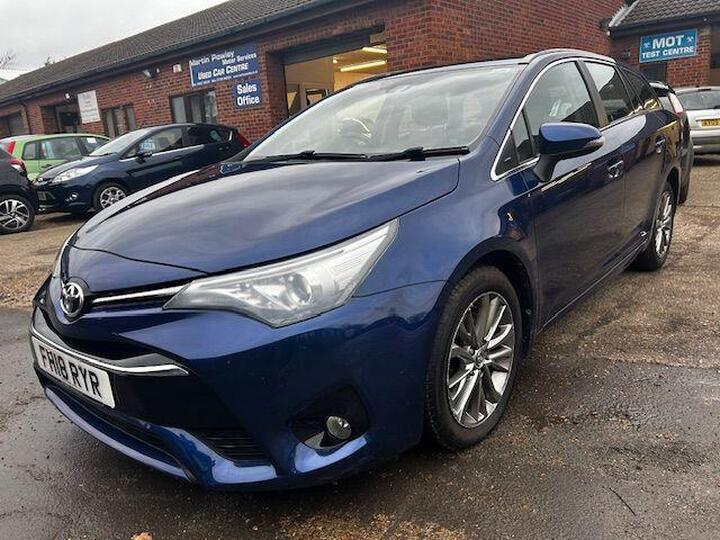 Toyota Avensis 2.0 D-4D Business Edition Touring Sports Euro 6 (s/s) 5dr