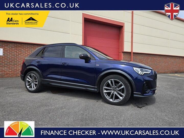 Audi Q3 1.5 TFSI CoD 35 Black Edition S Tronic Euro 6 (s/s) 5dr