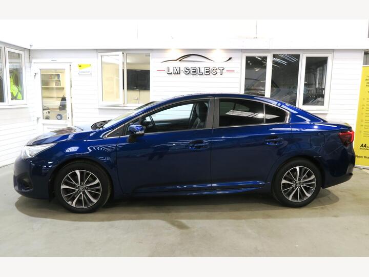 Toyota Avensis 2.0 D-4D Business Edition Plus Euro 6 (s/s) 4dr