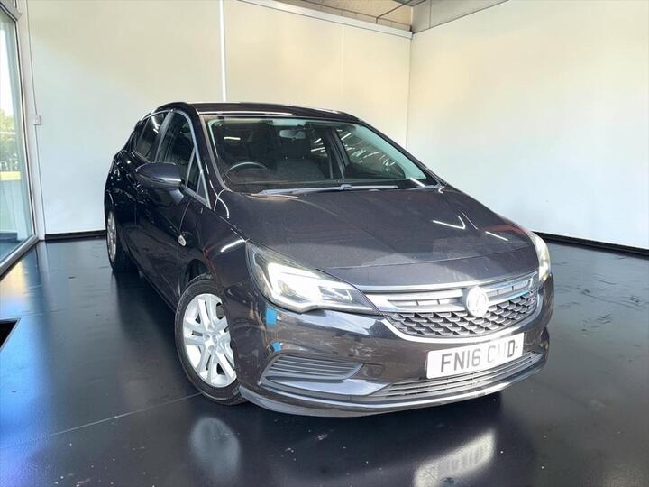 Vauxhall Astra 1.6 CDTi EcoTEC BlueInjection Tech Line Euro 6 5dr