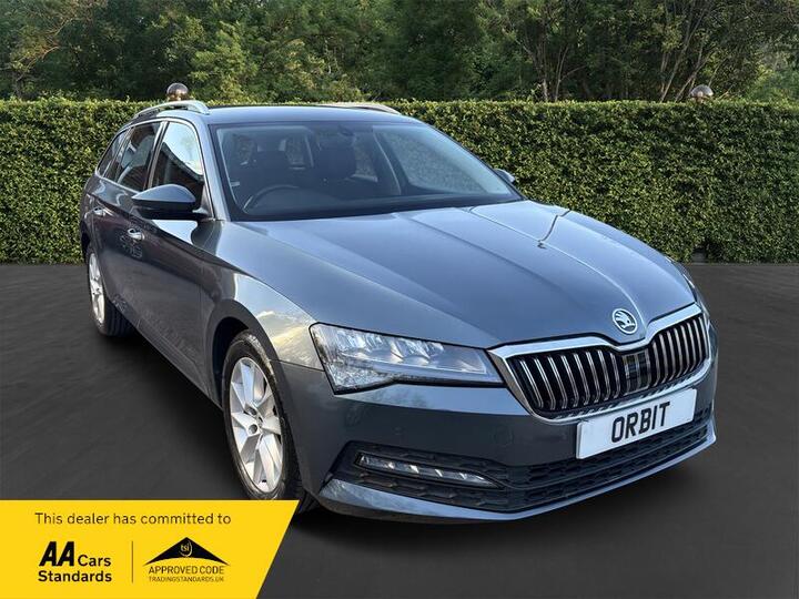 Skoda Superb 2.0 TDI SE DSG Euro 6 (s/s) 5dr Skoda Superb 2.0 TDI SE DSG Euro 6 (s/s) 5dr