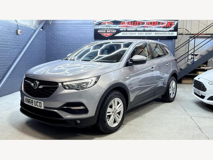 Vauxhall GRANDLAND X 1.2 Turbo SE Euro 6 (s/s) 5dr