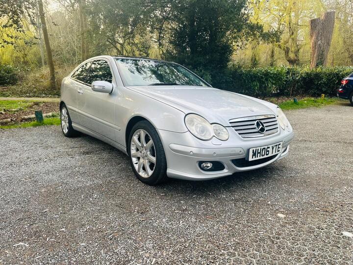 Mercedes-Benz C Class 2.5 C230 SE 7G-Tronic 2dr