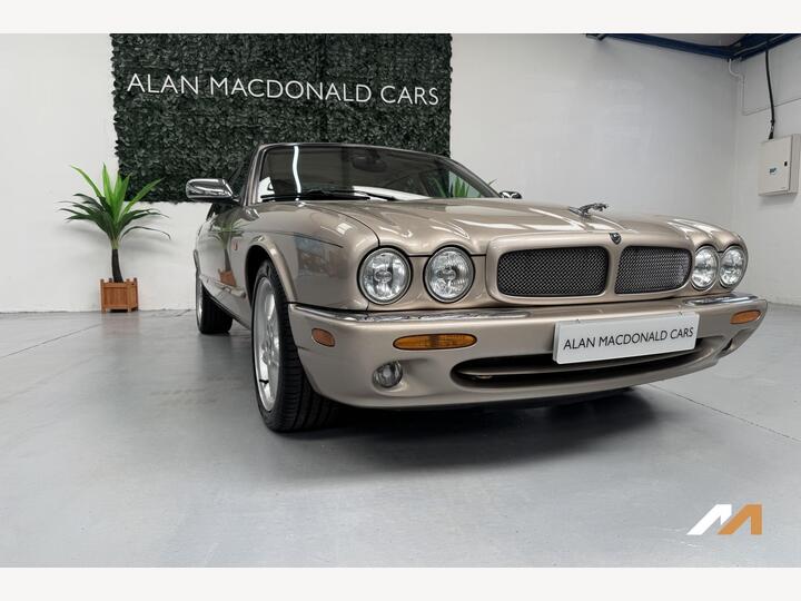 Jaguar XJ 3.2 XJ8 Sport 4dr