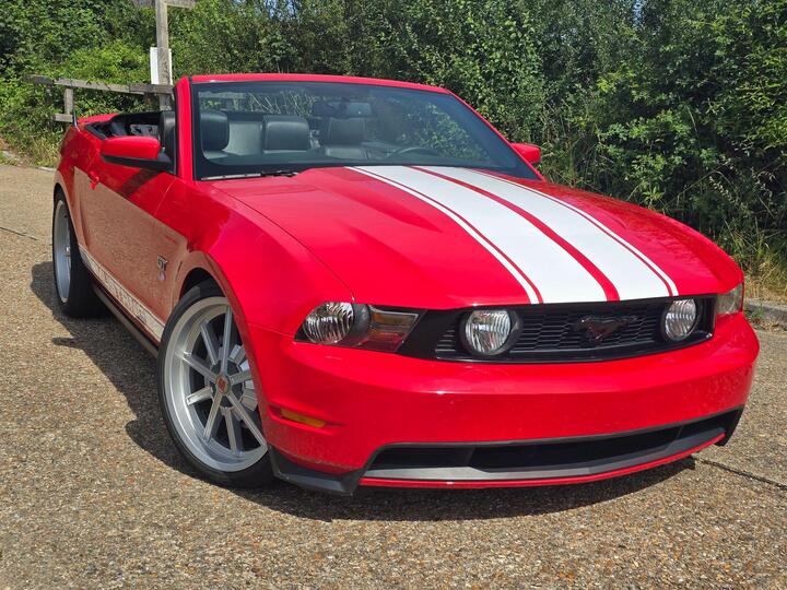 Ford Mustang V8 Convertible Auto