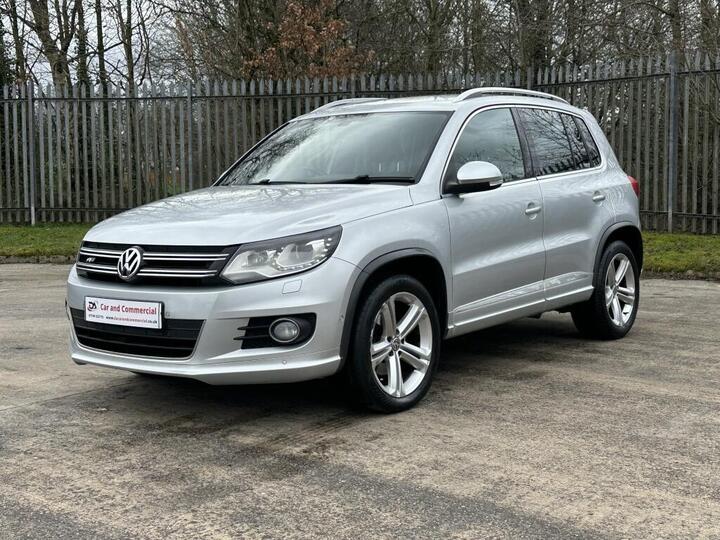 Volkswagen TIGUAN DIESEL ESTATE 2.0 TDI BlueMotion Tech R-Line 4WD Euro 5 (s/s) 5dr