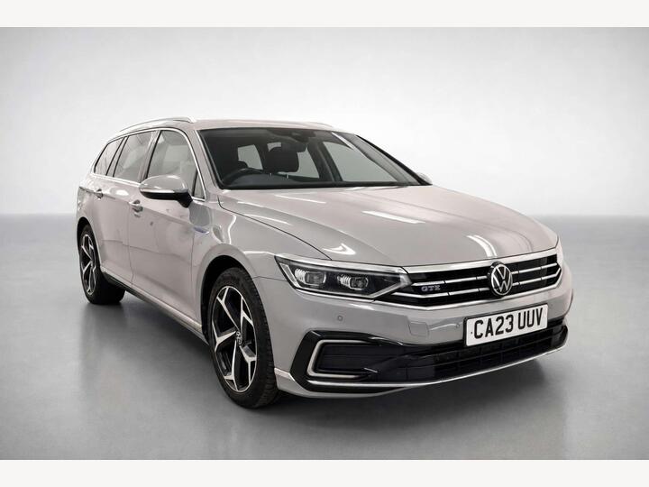 Volkswagen PASSAT 1.4 TSI 13kWh GTE Advance DSG Euro 6 (s/s) 5dr