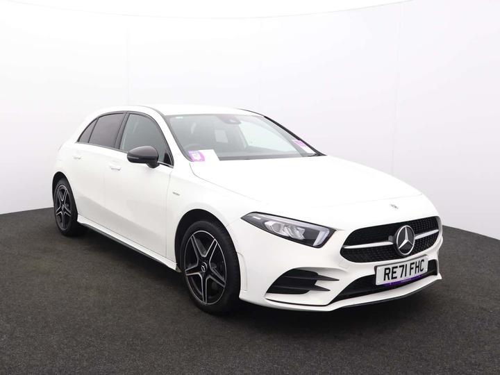 Mercedes-Benz A Class 1.3 A250e 15.6kWh AMG Line Edition 8G-DCT Euro 6 (s/s) 5dr