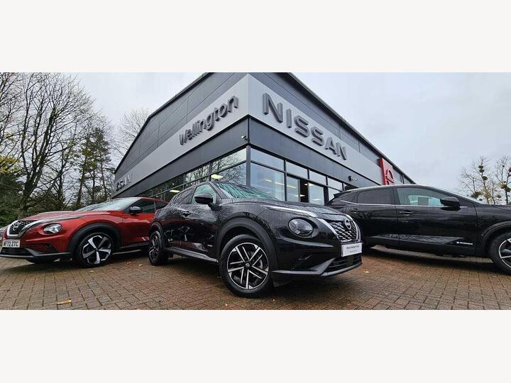 Nissan Juke 1.6 N-Connecta Auto Euro 6 5dr