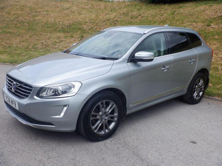 Volvo XC60 2.4 D4 SE Lux Nav AWD Euro 6 (s/s) 5dr